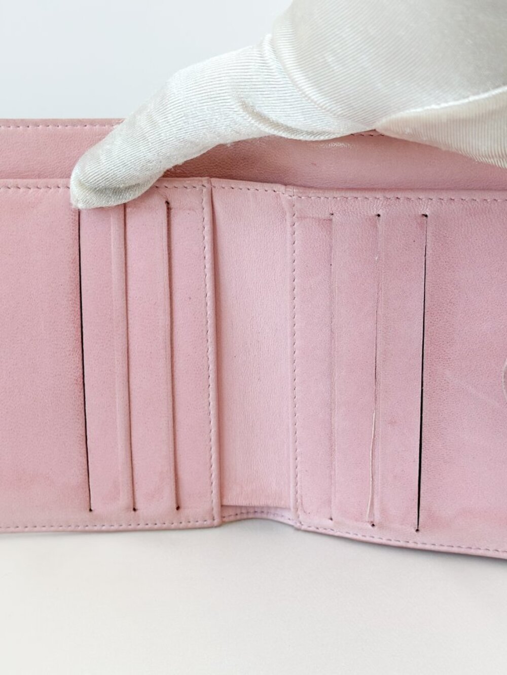 Chanel Caviar Wallet Pink - Picture 8 of 15